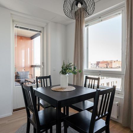 "Pyynikinkulma" - 1Br Apt With Stunning Views, Sauna & Balcony - Hosted By 2Ndhomes Тампере Экстерьер фото